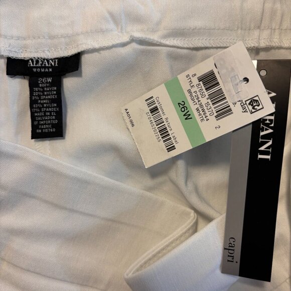Alfani Plus Size White Tummy-Control Capri Stretchy Dress Pants NWT - Picture 5 of 5